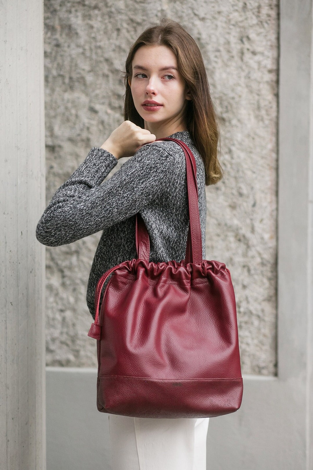 Tote bag in Wine Red leather handmade leather tote bag Etsy 日本
