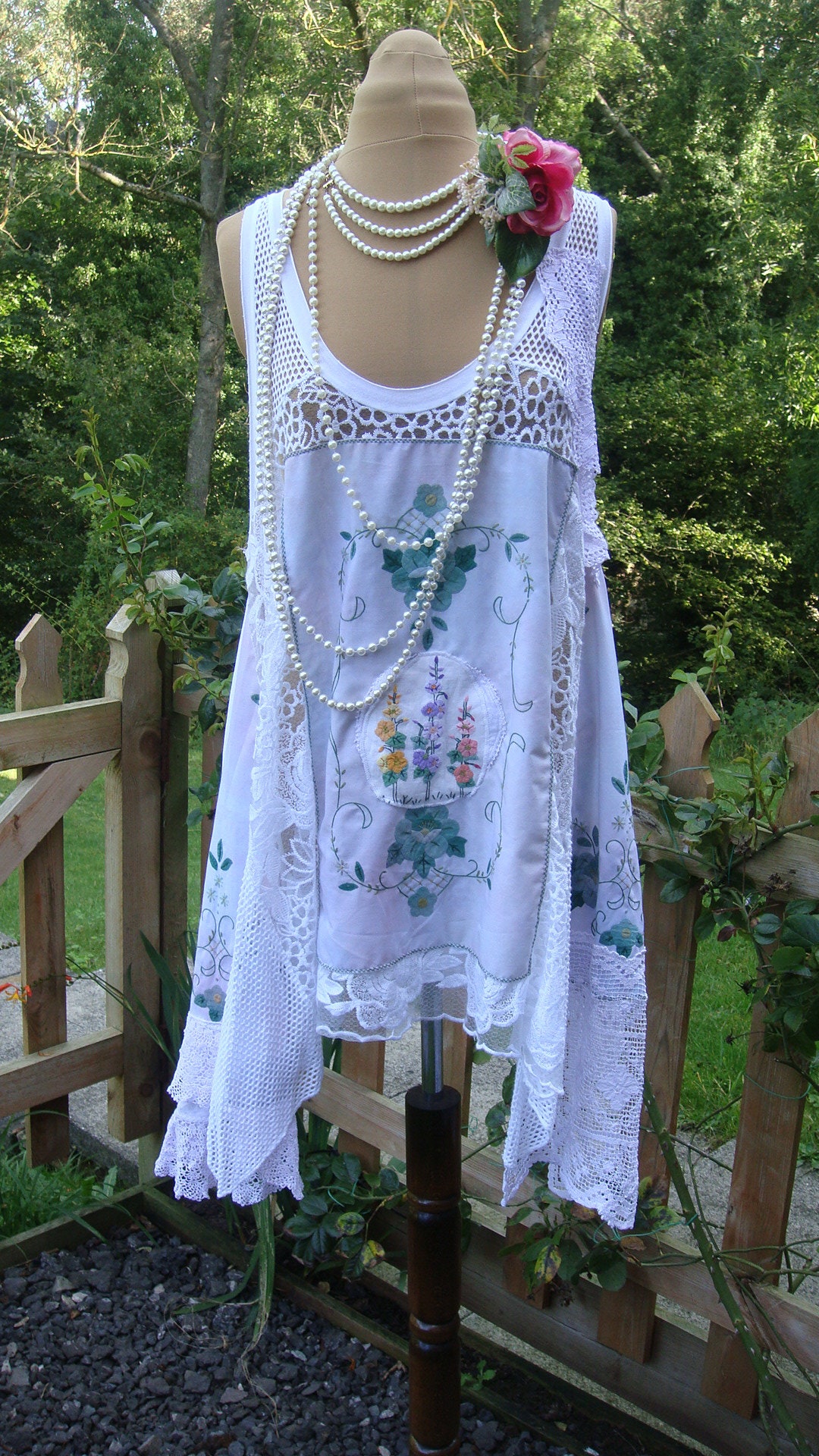 Image of Gorgeous Repurposed White Lace Lagenlook Uneven Hem Shabby Applique Lilac Green Embroidery Tunic Top Size L