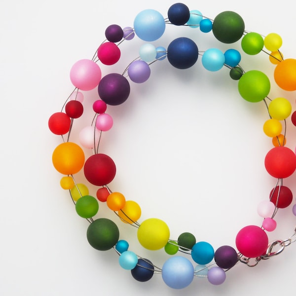 Geflochtene Polariskette in Regenbogenfarben bunte Kette Halskette auffällige Longkette Geschenk für Frauen farbenfrohes Collier