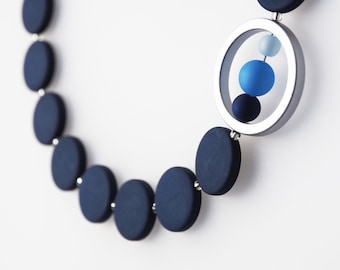 Polariskette blau Kette mit Polarisperlen Halskette Collier handmade Statementkette plus size handmade dunkelblau
