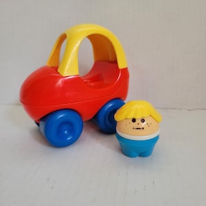Vintage 1990s Fisher Price Little Tykes Mini Cozy Coupe w/ One Figure