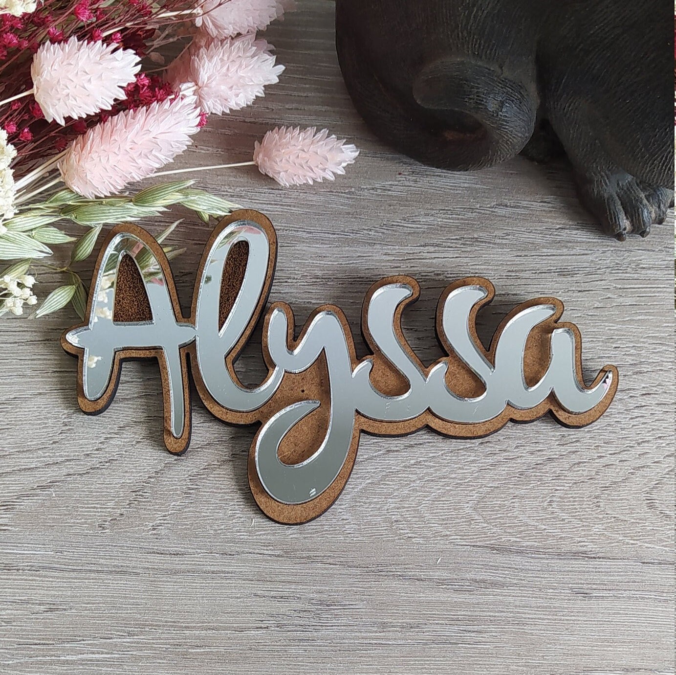 Plaque de Porte Prénom Personnalisé, Enseigne Double Matière, Marque-Place Prénom