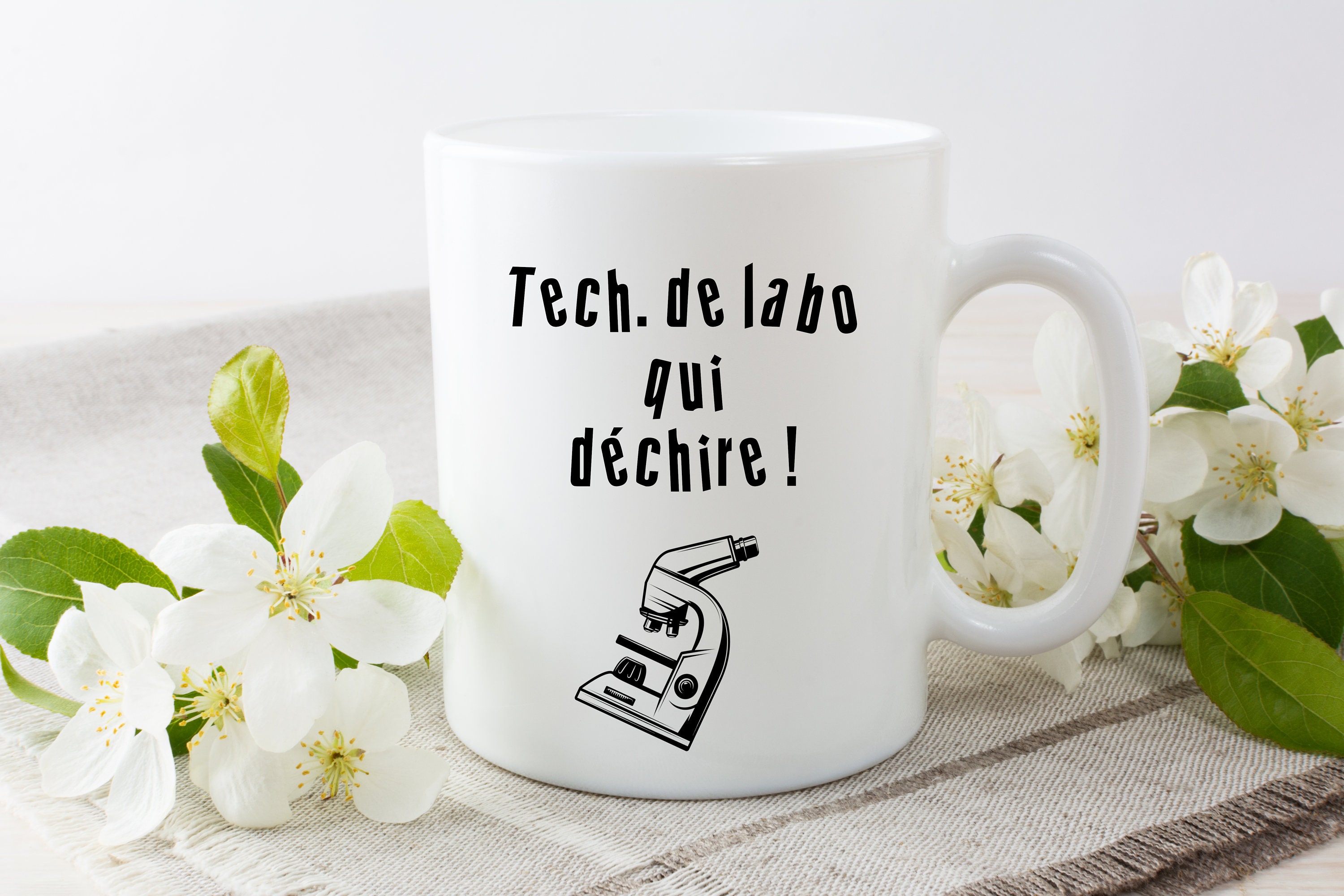 Mug Personnalisé Technicien de Labo Qui Déchire Idée Cadeau Collègue