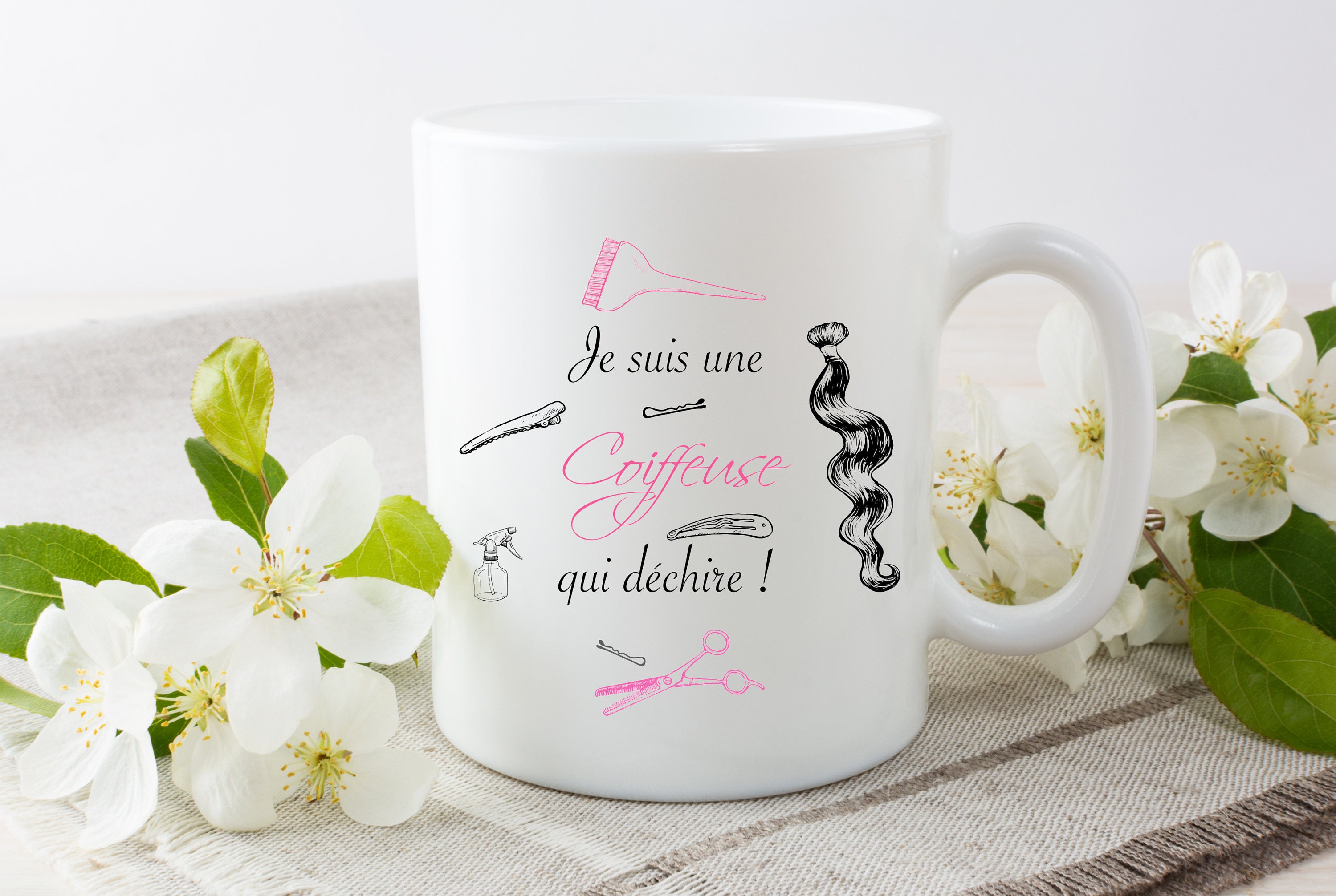 Mug Je Suis Une Coiffeuse Qui Déchire, Idée Cadeau Original, Tasse à Café, Thé, Mug Classique ou Mag