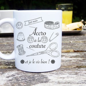 Mug personnalisé, Mug accro à la couture, Mug original et personnalisable, cadeau , tasse classique ou magique, Classique