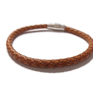 Braided leather bracelet, men women handmade jewelry, gift idea for wedding anniversary under 30 dollars Marron