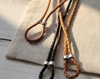 Accroche lunettes en cuir, collier pour lunettes fait main, cadeau original unisexe à moins de 30 euros