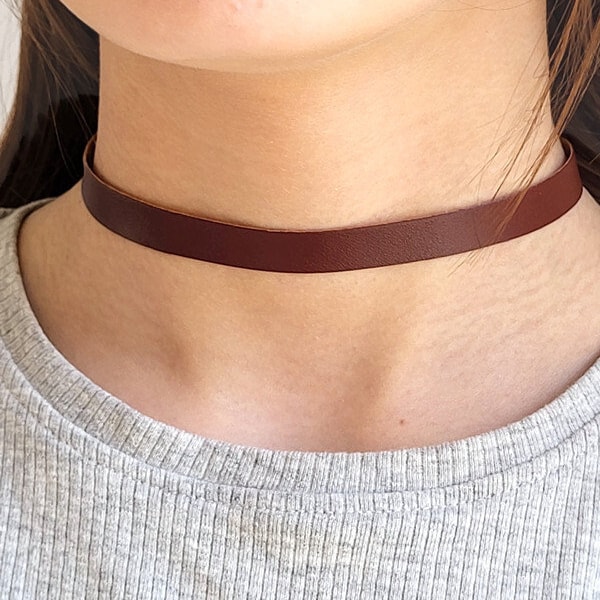 Choker cuir marron, ras de cou sexy, collier cuir punk, idée cadeau pour petite amie