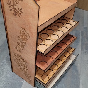 svg Laser geschnitten E-Datei für ein ätherisches Öl Rack. Schieberegale und eine Zeichnung sowie ein oberes Regal.