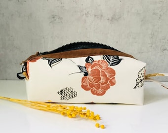 Toiletry bag "FLOWERS" cotton/leather