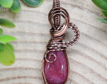 Rhodonite Pendant, Rhodonite Crystal Wire Wrapped Pendant Necklace, Rhodonite Jewelry, Handmade Witchy Jewelry, Witchy Gifts for Her