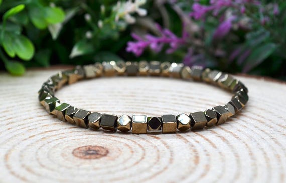 Pyrite Beaded Stretch Fidget Bracelet, Pyrite Gemstone Dainty Wealth Bracelet, Natural Pyrite Cube, Pyrite Jewelry Witchy Bracelet