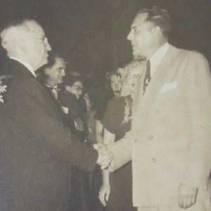 Original 1940&#39;s President Harry S Truman On The Campaign Trail 5 x 7 Photo - Free Shipping