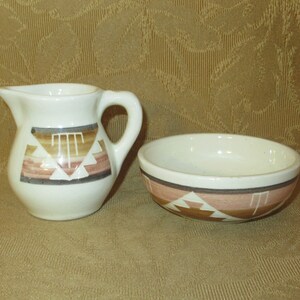 Original 1960&#39;s South Dakota Pottery American Indian Sugar Bowl & Creamer Set - Artist Signed R. G.
