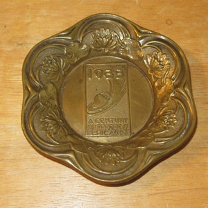 1933 Century Of Progress Chicago World&#39;s Fair Souvenir Copper Change Dish Tray - Embossed