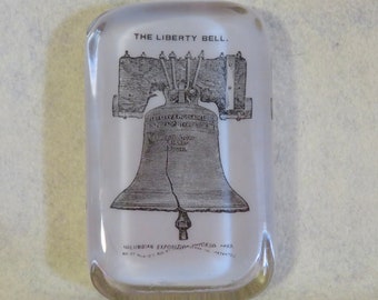 1893 Columbian Exposition Chicago World's Fair Liberty Bell Souvenir Libbey Glass Paperweight
