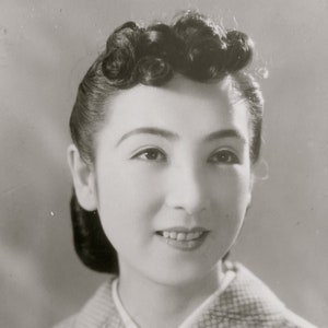 1940s Japanese Actress Studio Photo - Vintage Portrait