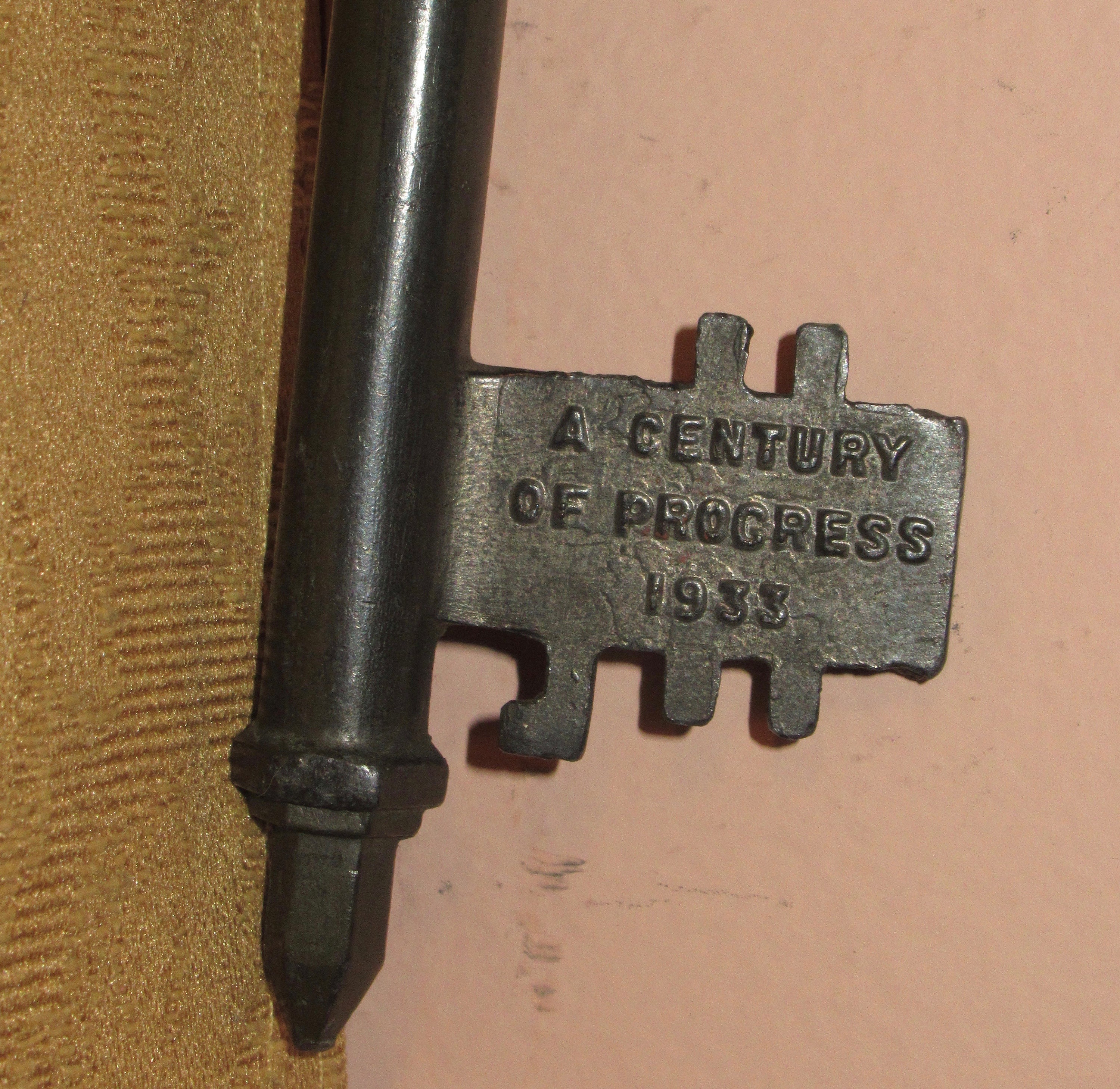 1933 Chicago World's Fair Bronze Souvenir Key: Hall of Science