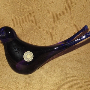 Vintage Cobalt Blue Art Glass Dove - Made In Sweden