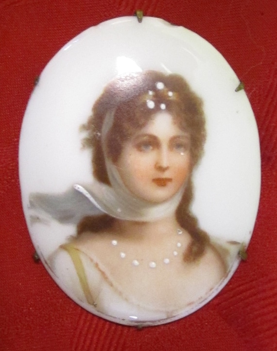 Very Beautiful Queen Louise of Prussia Hand Paint… - image 2