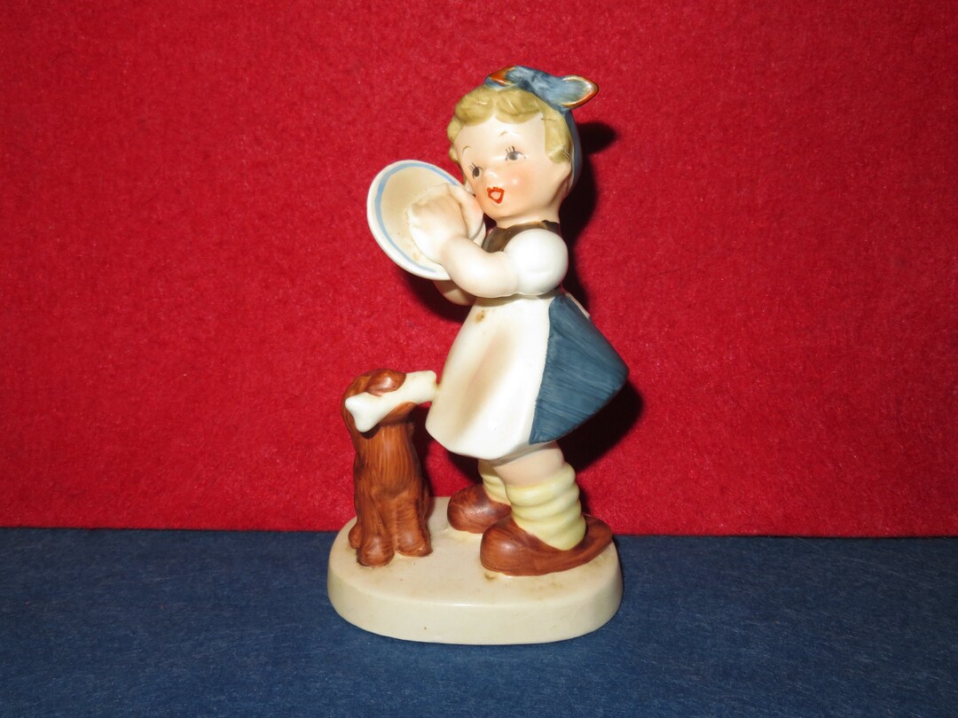Vintage 1950's Napco Dishwasher Girl With Puppy Dog Figurine