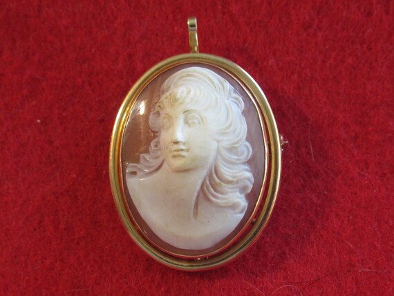 Mid Century 1950's Hand Carved Shell Cameo 14 Kt … - image 2