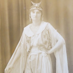 Original 1910&#39;s Opera Star in Full Costume Real Photo Postcard - Free Shipping