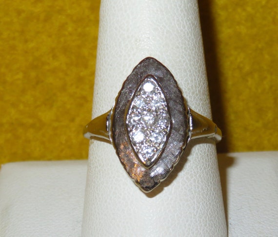 Vintage 1930's Art Deco Diamond 14 Karat White Go… - image 4