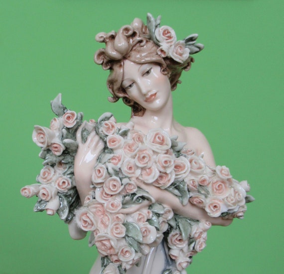 ジュゼッペ・アルマーニ（Giuseppe Armani）グランジュテ　 イタリア Giuseppe Armani 'garden Scents' Limited Edition Woman With Flowers