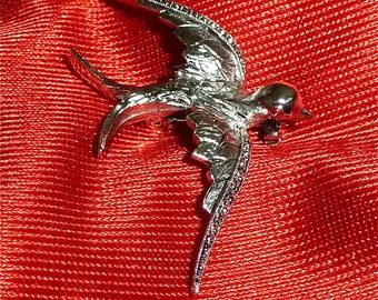 Vintage 1970's Silver Tone Swallow Bird in Flight Pin Brooch - Red Eyes - Free Shipping