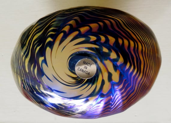 Robert Held Pulled Feather Iridescent Art Glass Vase, Hand Blown