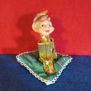 Vintage 1950&#39;s Mini/Miniature Christmas Pixie Elf Gnome Knee Hugger Ornament Doll Decoration - Made In Japan