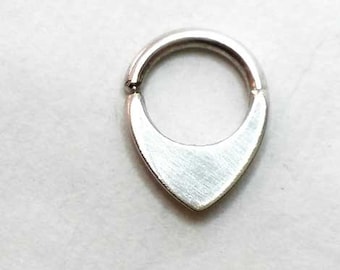 Triangle Septum Ring, Body Piercing, Nose Jewelry, Septum Ring, Nose Piercing, Silver Septum Ring, Septum Hoop, Nose Hoop, Nose Jewelry