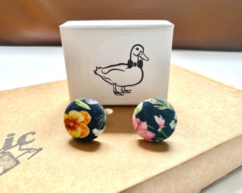 Add a Set of Matching Cufflinks to Your Order image 6