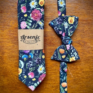 Men's Dark Navy Wild Flower Floral Neck Tie Available as Skinny Tie, Slim Tie or Standard Tie image 4
