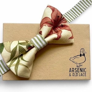 Handgefertigte Blumenfliege - Vintage Baumwolle, Blättermuster, Verstellbar