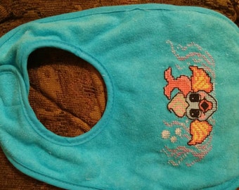 Hand Embroidered Circo Bib