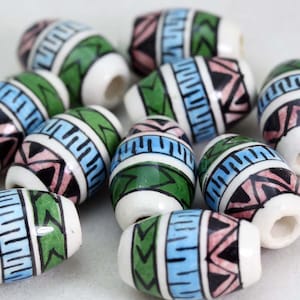 Geometrical   10 x OVAL Design ceramic beads.  Hand Painted. Ideal for Hair,Jewellery & all crafts V050 CB