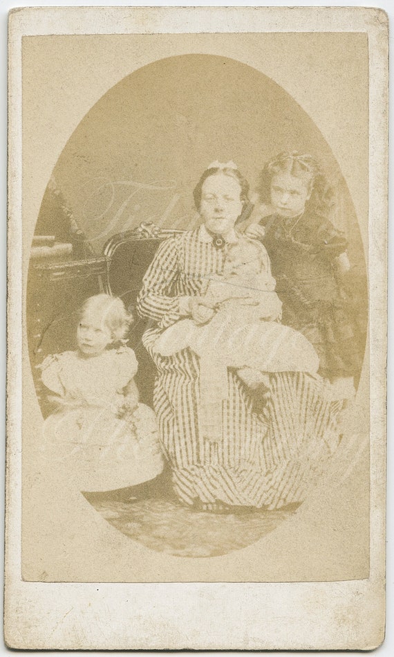 Set of 3 CDV photos from Birmingham England studios, late 1800s Set of 3 CDV photos from Birmingham England studios, late 1800s
