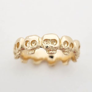 Victorian Style Gold Skull Eternity Band (North-South)