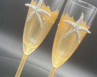 Starfish wedding champagne flutes, beach sea wedding theme, gold color