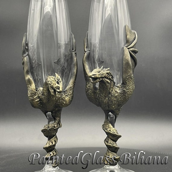 Game of thrones inspired Golden Dragons Set of 2 hand decorated handmade wedding toasting glasses House Targaryen