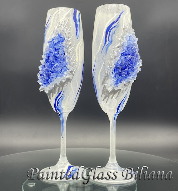 Blue geode marble wedding flutes