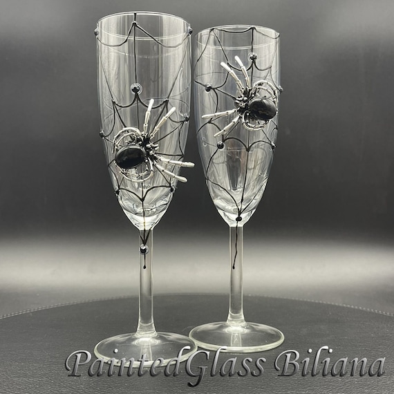 Black spider wedding champagne flutes Halloween wedding theme