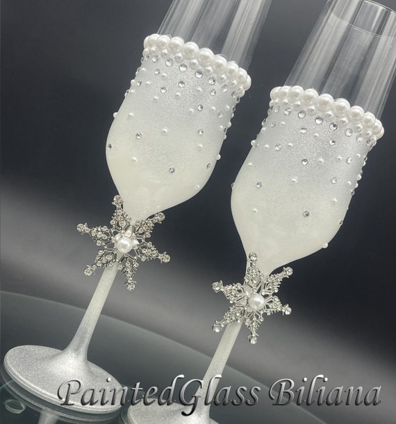 Set of 2 silver pearl snowflake Winter Wedding toasting hand painted champagne flutes