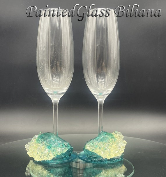 Ocean waves wedding champagne glasses