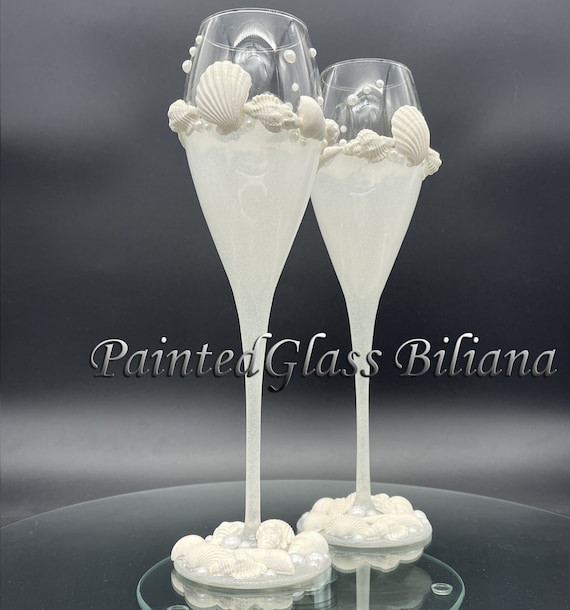 Sea shells wedding champagne flutes, beach sea wedding theme, white color