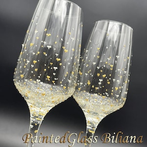Wedding GlassesValentine&#39;s day Champagne Flutes Hand Painted Set of 2 in gold and pearly white