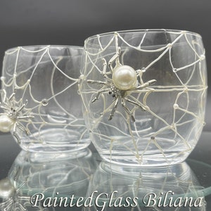 Spider whiskey glasses, Halloween wedding theme