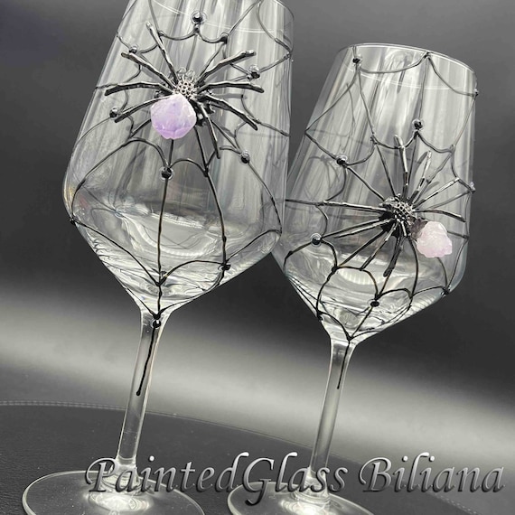 Amethyst Spider wine glasses, Halloween wedding theme
